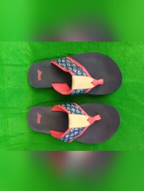 Bass comfort flip flops Size5